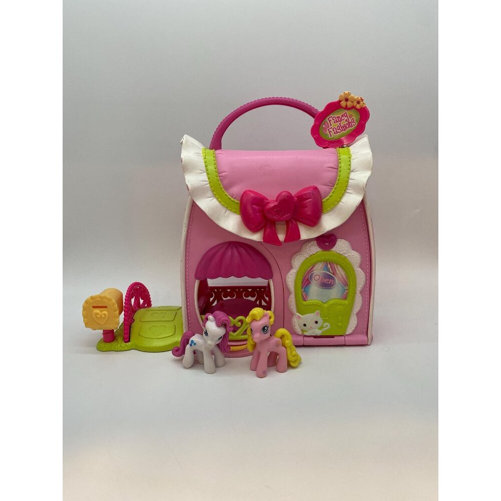 2006 Hasbro My Little Pony Ponyville Fancy Fashion House Playset with Figures